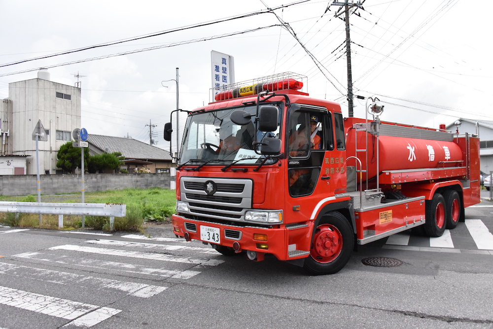 『水槽車』の画像