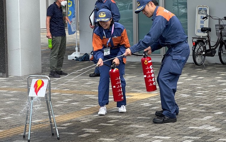水消火器体験