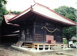 上羽黒神社本殿及び拝殿（かみはぐろじんじゃほんでんおよびはいでん)